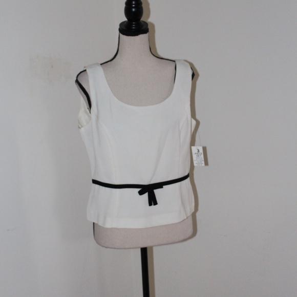 Bundle Positive Attitude, Yellow Blazer, top & black ivory jacket, top & pants - Picture 13 of 16